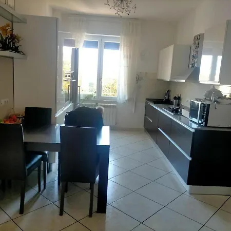 Civico 4 شقة سينِغاليا